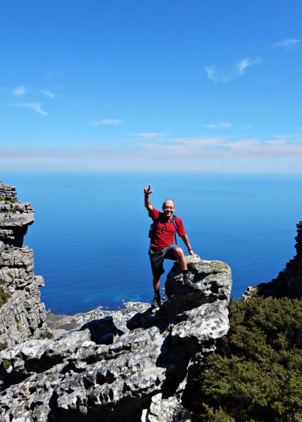 Hiking up Diagonal trail Table Mountain