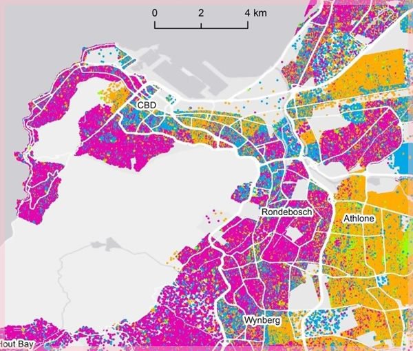 map showing residential area round table mountain by racial catagory