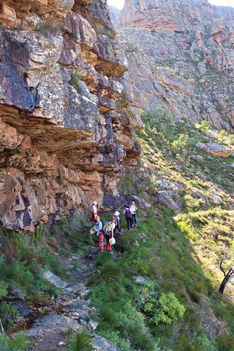 hiking to Sneuberg hut, in the Cederberg